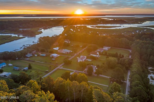 189 Deloss Point Road, Ridgeland, SC 29936