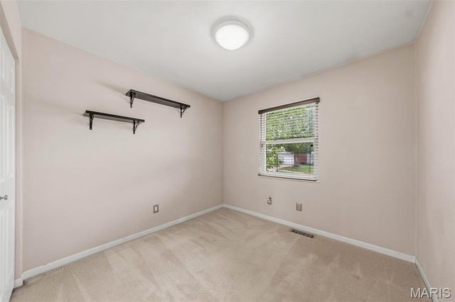 3350 Greenbridge Drive, Bridgeton, MO 63044