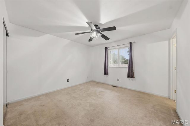 3350 Greenbridge Drive, Bridgeton, MO 63044