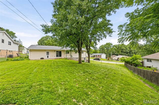 3350 Greenbridge Drive, Bridgeton, MO 63044