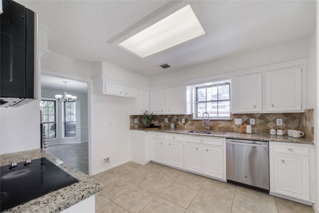 18318 Ella Boulevard, Spring, TX 77388