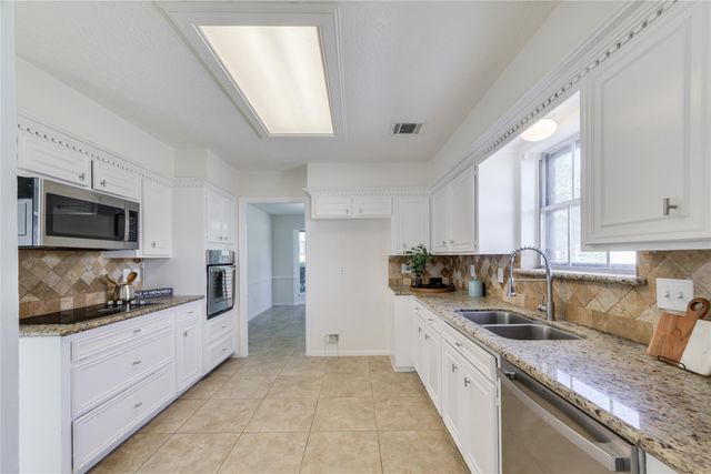 18318 Ella Boulevard, Spring, TX 77388