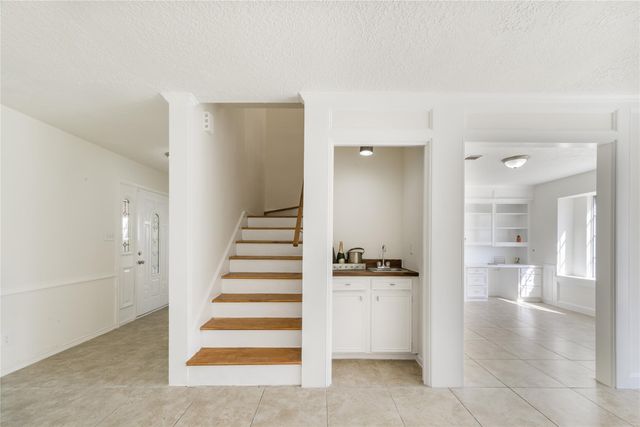 18318 Ella Boulevard, Spring, TX 77388