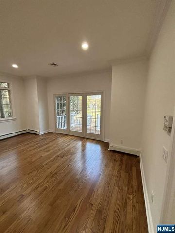 124 Coopers Lane, River Vale, NJ 07675