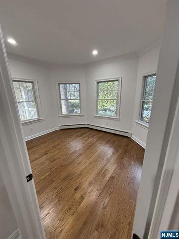 124 Coopers Lane, River Vale, NJ 07675