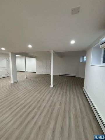 124 Coopers Lane, River Vale, NJ 07675