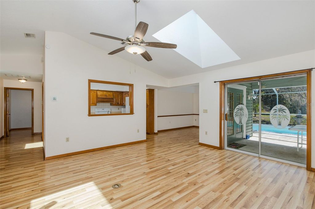 Image 11 of property listing at 9474 DUNKIRK ROAD, Spring Hill, FL 34608