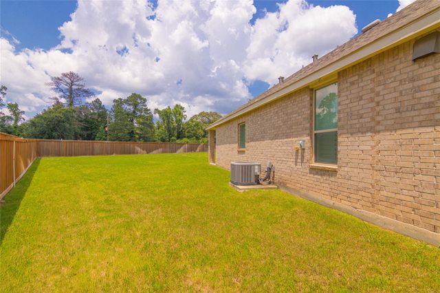 7900 Spring Run Drive, Magnolia, TX 77354