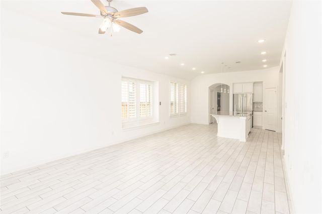 7900 Spring Run Drive, Magnolia, TX 77354