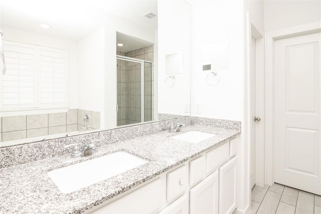 7900 Spring Run Drive, Magnolia, TX 77354