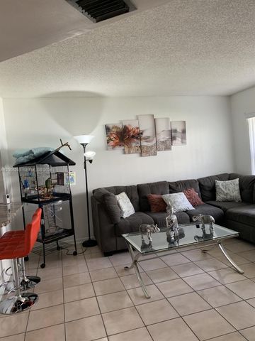 15324 SW 72nd St 12-14, Miami, FL 33193