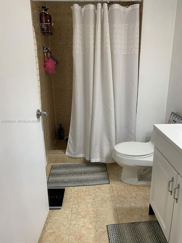 15324 SW 72nd St 12-14, Miami, FL 33193