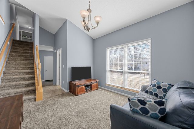 2812 29th Avenue SW, Cedar Rapids, IA 52404