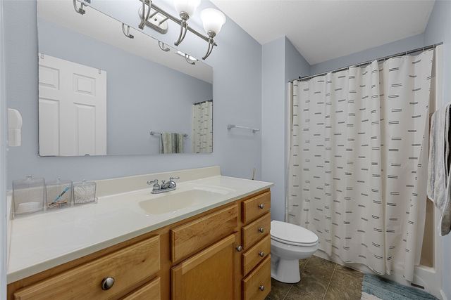 2812 29th Avenue SW, Cedar Rapids, IA 52404