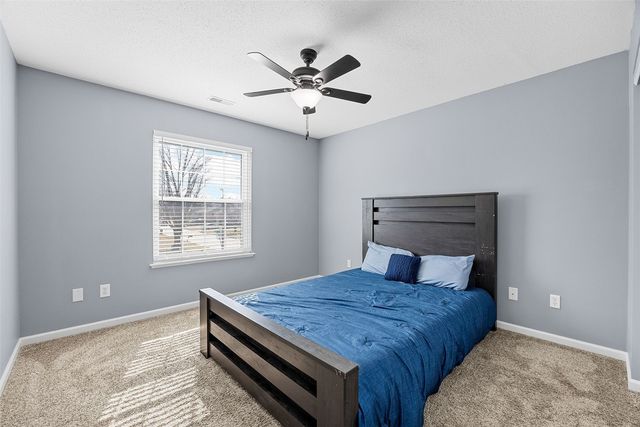 2812 29th Avenue SW, Cedar Rapids, IA 52404