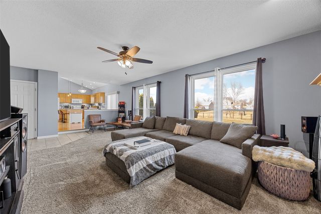 2812 29th Avenue SW, Cedar Rapids, IA 52404