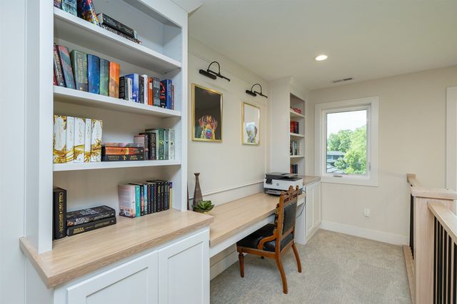 1012 W Aspen Ridge Circle, Polk City, IA 50226