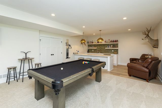 1012 W Aspen Ridge Circle, Polk City, IA 50226