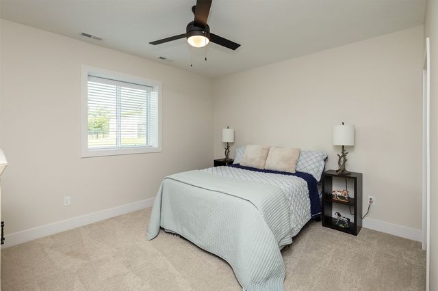 1012 W Aspen Ridge Circle, Polk City, IA 50226