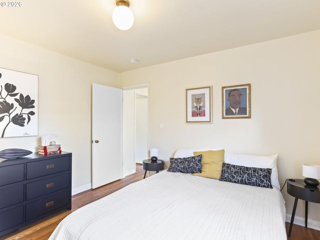 7102 N INTERSTATE Ave, Portland, OR 97217