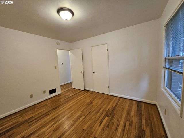 7102 N INTERSTATE Ave, Portland, OR 97217