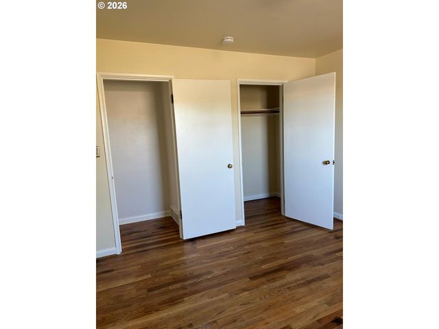 7102 N INTERSTATE Ave, Portland, OR 97217