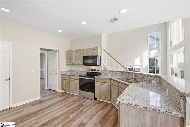 311 S Orchard Farms Avenue, Simpsonville, SC 29681