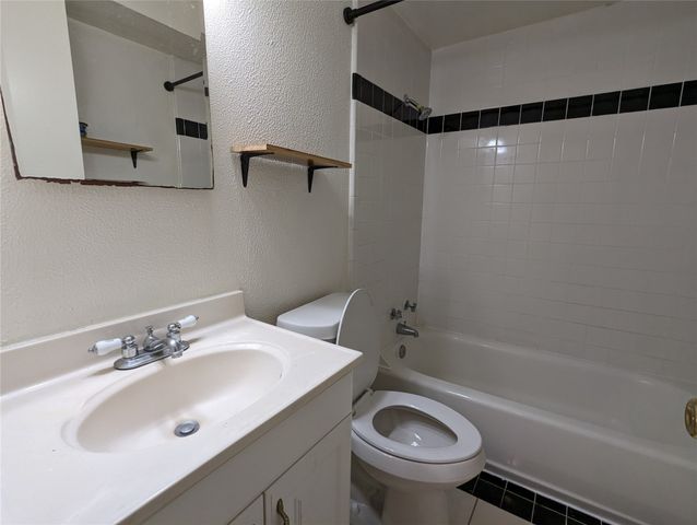 5730 Martel Avenue 112, Dallas, TX 75206
