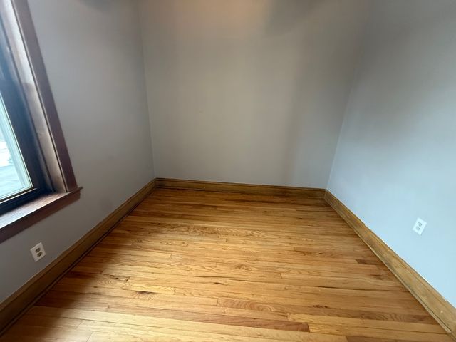 5217 W Cuyler Avenue 2E, Chicago, IL 60641