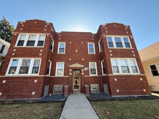 5217 W Cuyler Avenue 2E, Chicago, IL 60641