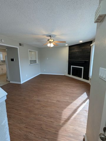 514 E Belt Line Road A1, Desoto, TX 75115
