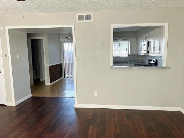 514 E Belt Line Road A1, Desoto, TX 75115