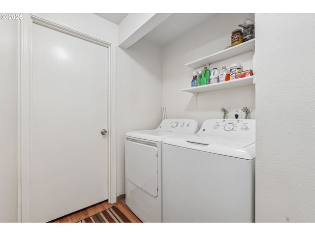 12380 Sw WALNUT St, Tigard, OR 97223