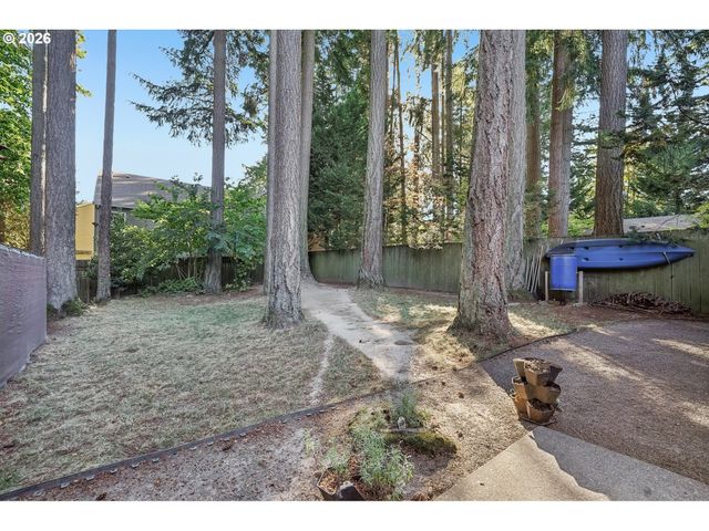 12380 Sw WALNUT St, Tigard, OR 97223