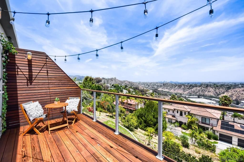 Image 43 of property listing at 5725 Soledad Mountain, La Jolla, CA 92037