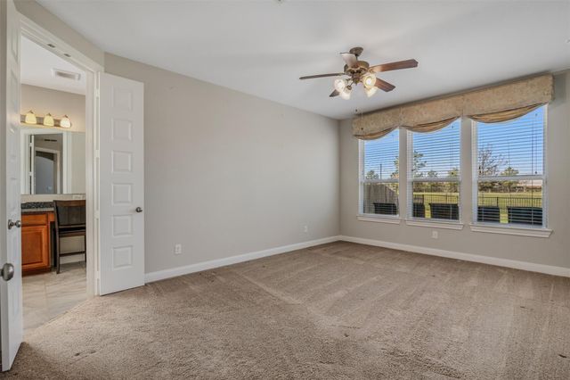 2304 Dolan Falls Lane, Pearland, TX 77089
