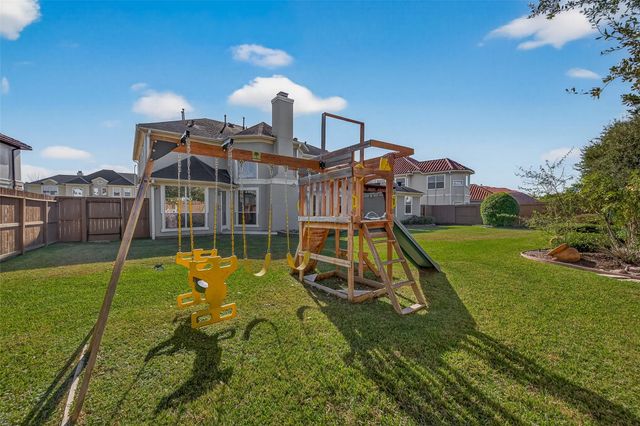 2210 Bywater Drive, Houston, TX 77077