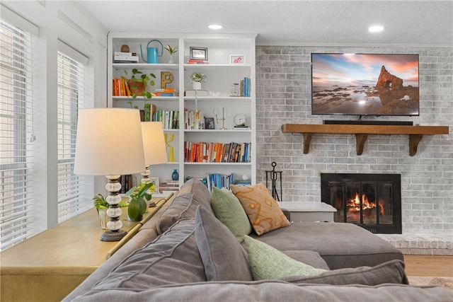 1040 Rose Circle, College Station, TX 77840