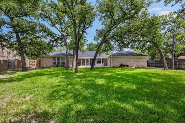 1040 Rose Circle, College Station, TX 77840