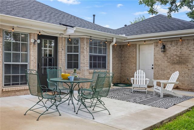 1040 Rose Circle, College Station, TX 77840