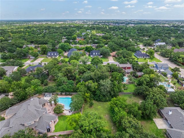 1040 Rose Circle, College Station, TX 77840