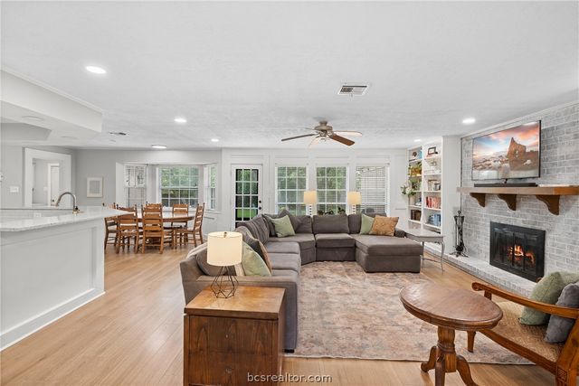 1040 Rose Circle, College Station, TX 77840