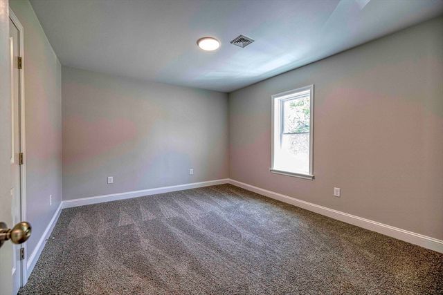 149 Mason St, Fall River, MA 02723
