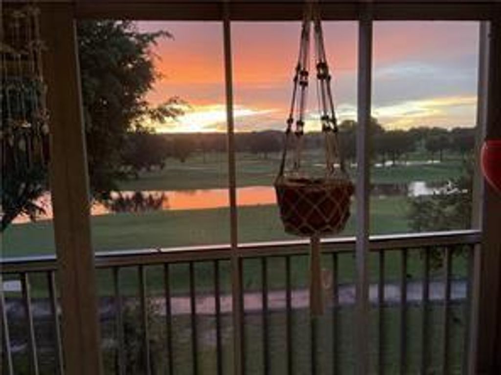 300 SW 130TH TER B312, Pembroke Pines, FL 33027