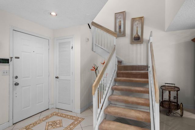 3404 Emerald Oaks Drive 803, Hollywood, FL 33021