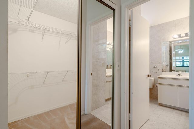 3404 Emerald Oaks Drive 803, Hollywood, FL 33021