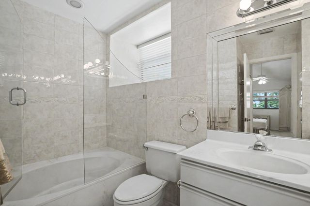 3404 Emerald Oaks Drive 803, Hollywood, FL 33021