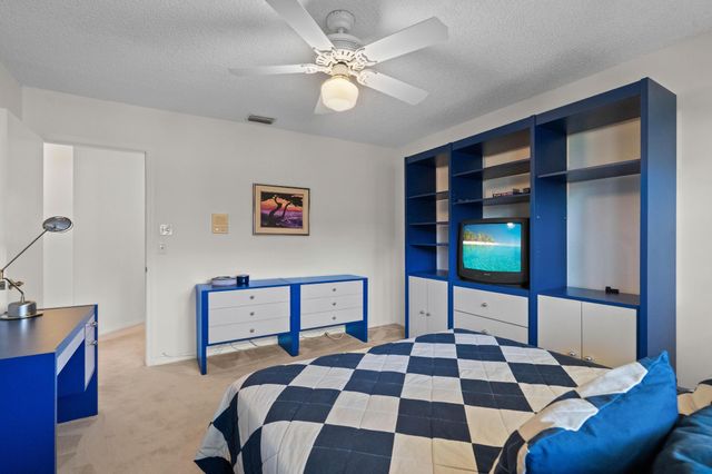 3404 Emerald Oaks Drive 803, Hollywood, FL 33021