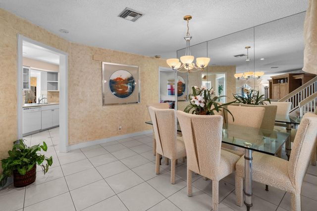 3404 Emerald Oaks Drive 803, Hollywood, FL 33021
