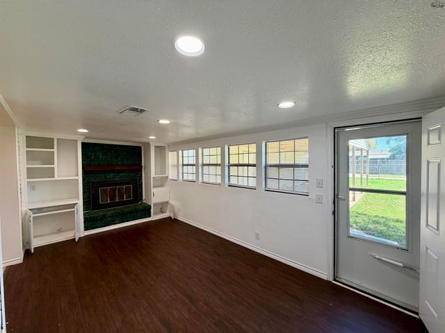 4617 LANGFORD LANE, Wichita Falls, TX 76310